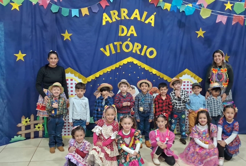 Alunos da escola Vitório Bérgamo encantam público na Festa Junina
