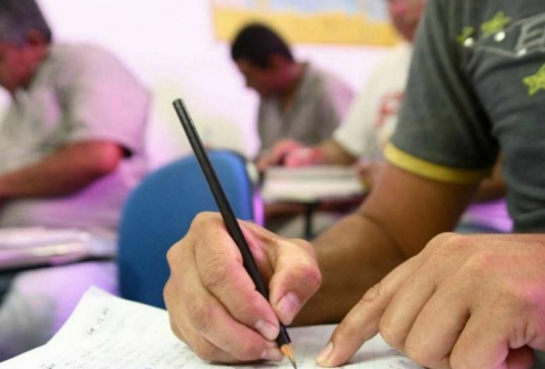 Matrículas para a Educação de Jovens e Adultos seguem abertas em Avaré