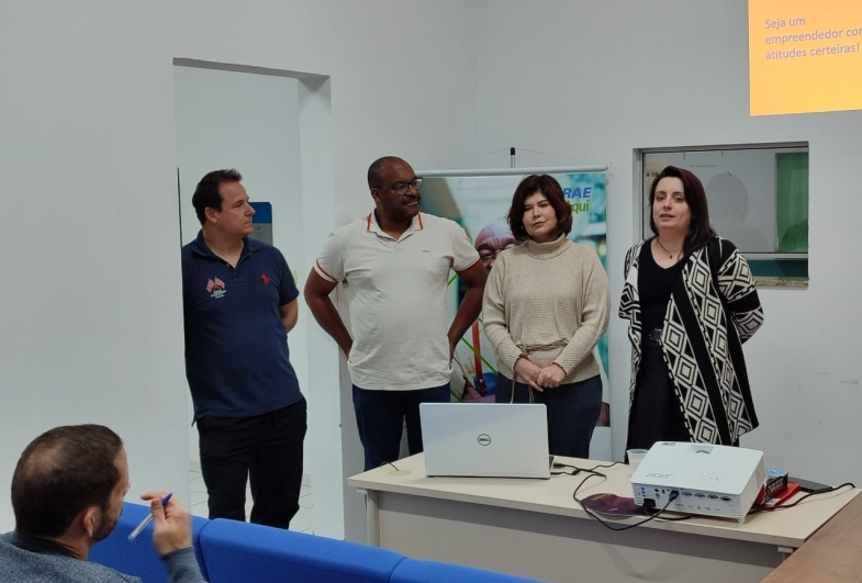 O curso teve o objetivo de fortalecer a gestão dos negócios e estimular o desenvolvimento econômico da cidade