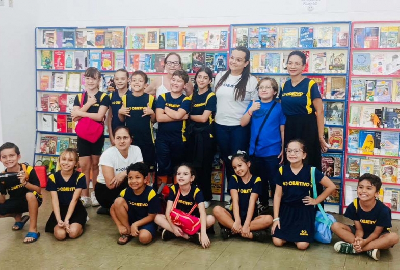 Biblioteca de Avaré celebra seu dia com números que revelam impacto e visita especial de estudantes