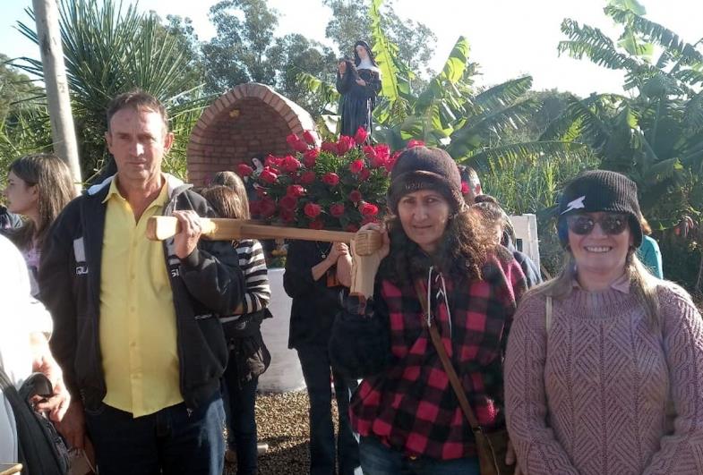 Caminhada de Santa Rita de Taguaí atrai mais de três mil fiéis