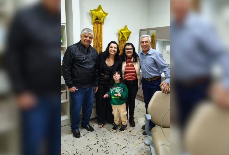 Carlos Mazza, Dra. Letícia Mazza, sua  filha Ayla, Néia Mazza e Zé da Costa