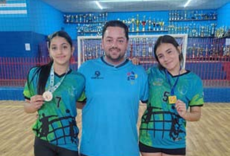 Patih melhor jogadora do festival e Maria Izadora  MVP 2º jogo