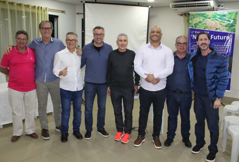 Eduardo Pozza, Gervásio Pozza, Isnar Freschi, deputado João Cury,  Zé da Costa, Bruno Guazzelli, prefeito de Fartura Marcão do Haras e Rodolfo Fanganiello
