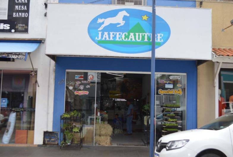 Selaria Jafecautre uma história de 16 anos já na Barão 