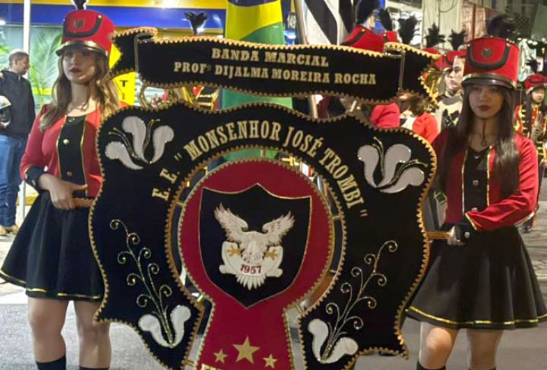 Linha de frente da Banda de Fartura