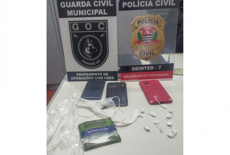 Homem é preso em flagrante com cocaína e maconha após denúncias em Itaporanga