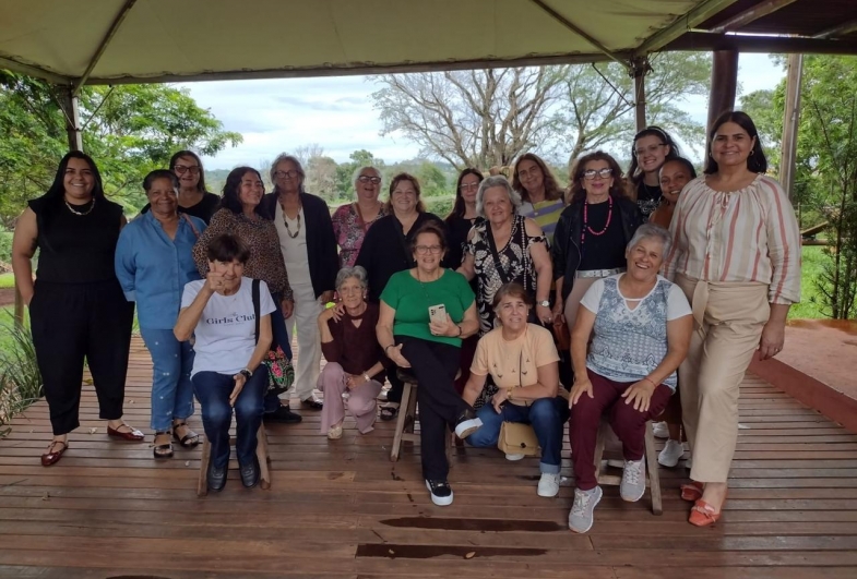 Terceira Idade realiza confraternização de encerramento do ano