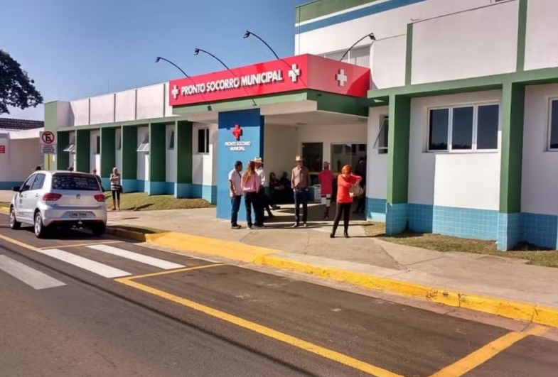 Pintor é socorrido após sofrer choque elétrico em construção no Centro de Avaré