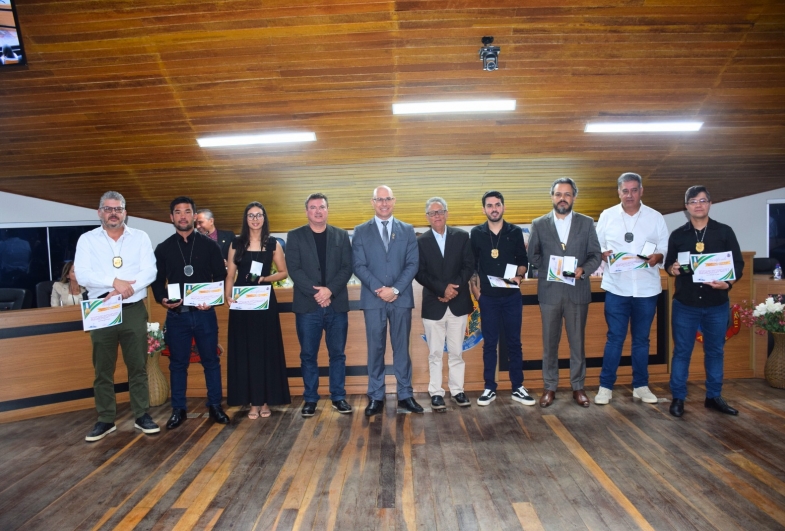 Policiais Civis são homenageados em Sessão Solene na Câmara Municipal de Avaré