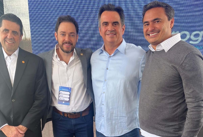 Prefeito de Taquarituba Éder Miano junto ao deputado  Estadual Delegado Olim, Senador Ciro Nogueira  e deputado federal Maurício Neves