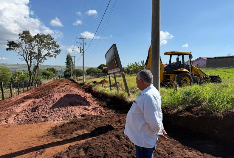 Prefeito esteve fiscalizando as obras