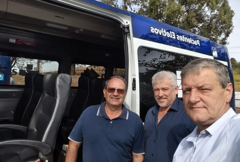 Prefeito Roberval com os assessores  Daltinho Leite e Udevando Moreno