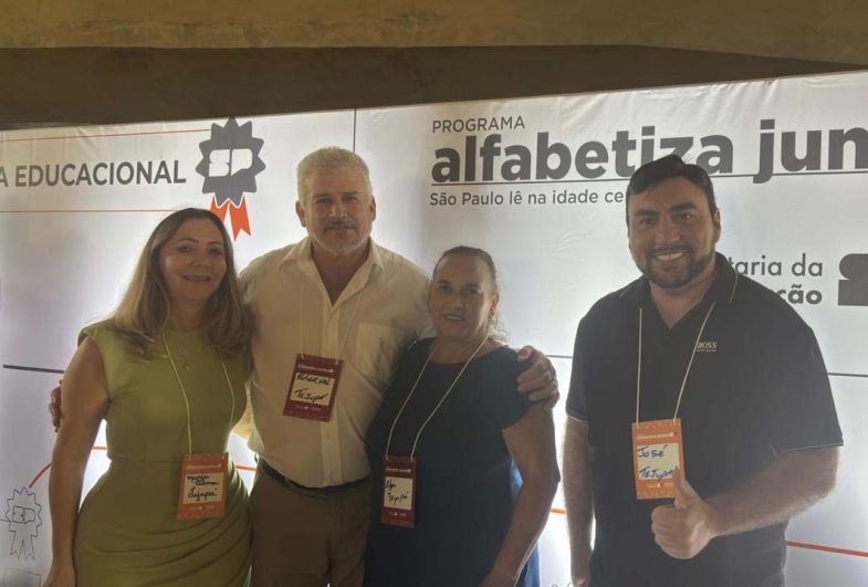 Prefeito Roberval de Oliveira com a primeira-dama,  Secretária Maria Vilma e ex-secretário Xão Chechi