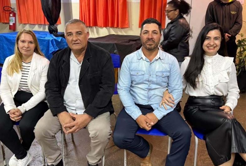 Primeira-dama Wilma, prefeito  João, vice Gango e Mariela