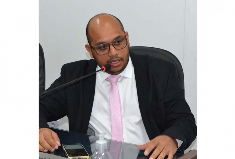 Juliano Damásio apresenta balanço dos primeiros seis meses de mandato com 68 proposições e conquistas para a educação