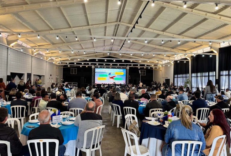 Assembleia de Prefeitos debate fortalecimento do turismo regional em Angatuba