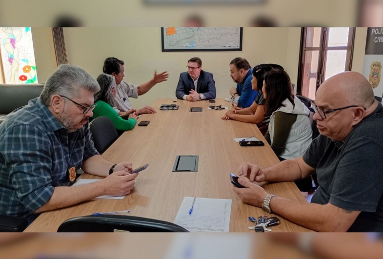 Reunião fortalece integração entre Polícia Civil e instituições parceiras no combate aos maus-tratos contra animais