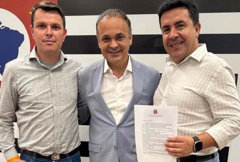 Prefeito Cristiano Amorim busca novos investimentos para  o turismo de Timburi em reunião na Secretaria Estadual