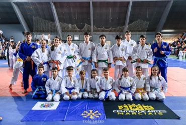 Judô de Itaporanga conquista troféu e se destaca em competição oficial da Federação Paulista