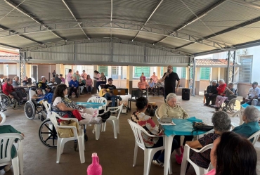 Música, memórias e convivência marcam Mês dos Idosos no Lar São Vicente de Paulo