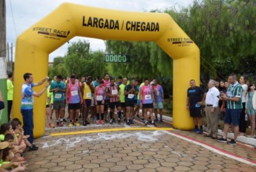 1ª Corrida de Aniversário distribui 220 medalhas, 60 troféus e mais de 80 brindes