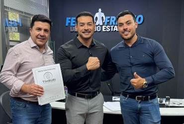 Prefeito Cristiano e vereador Adriano de Timburi solicitam recursos para reforma da piscina pública em reunião na Alesp