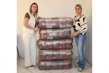 Fundo Social de Taguaí recebe mantas do Governo do Estado