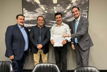 Prefeito Cristiano Amorim  protocola pedidos de verbas para agricultura em São Paulo