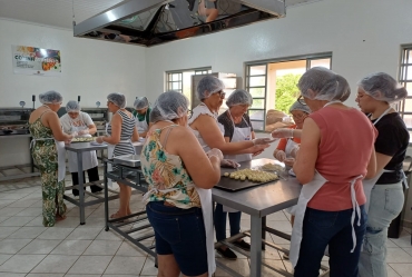Sebrae-SP e Prefeitura de Taguaí formam mais de 100 pessoas em capacitações em outubro