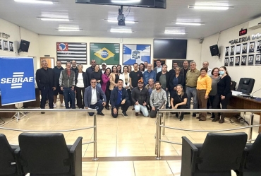 Sebrae-SP reúne empresários de Chavantes em palestra sobre os impactos da Reforma Tributária para pequenos negócios 