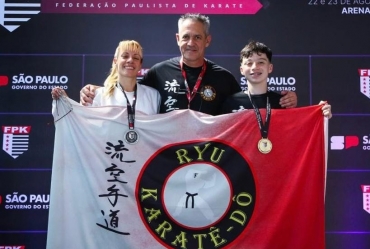 Atletas avareenses brilham no Torneio Elite de Karatê na capital paulista