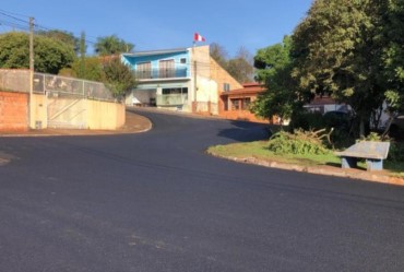 Prefeitura recupera ruas e leva qualidade de vida para moradores