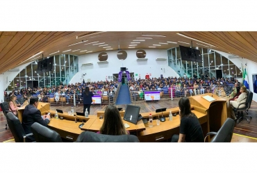 Delegada da DDM realiza ciclo de palestras do “Agosto Lilás” em Avaré e região