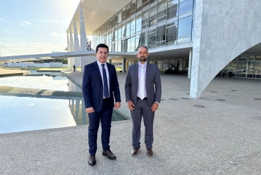 Prefeito Cristiano e vice Luciano de Timburi realizam agenda intensa de trabalho em Brasília na busca de recursos e programas federais