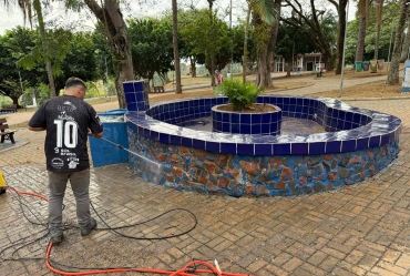 Prefeitura realiza melhorias em Timburi na Praça São Bento