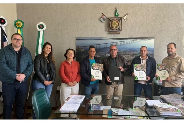 Prefeitura de Fartura entrega Certidão de Regularização Fundiária