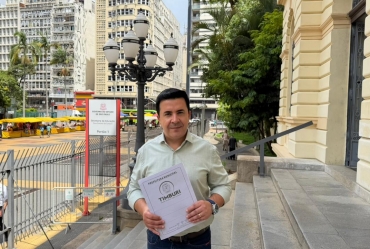 Prefeito Cristiano Amorim busca recursos para fortalecer a educação de Timburi