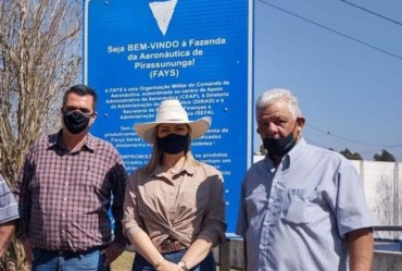 Aplefar participa de “Caravana do Leite” realizada no Estado