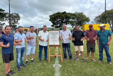 Prefeitura de Sarutaiá reinaugura Estádio Hamud Cassim com festa