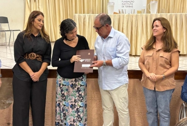 Fartura entrega 28 títulos de regularização fundiária e garante segurança jurídica às famílias