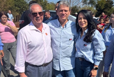 Prefeito Marcão participa de evento com a presença  do governador Tarcísio de Freitas em Chavantes