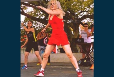 Julielli Rodrigues volta a dar aulas de zumba em Fartura 