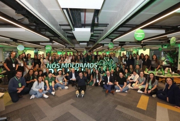 Sicredi promove Summits Jovem e Mulher 2026 e reforça protagonismo de novas lideranças no cooperativismo