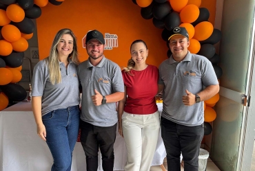 Casa Oliveira comemora primeiro aniversário com café da manhã em Fartura