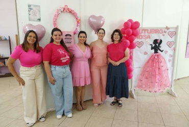 Secretaria Municipal da  Mulher realiza ação  especial do Outubro Rosa em Fartura