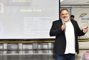 “Loja do Futuro”, do Sebrae-SP, chega a Fartura e Taquarituba e ensina empresários a usar todo o potencial da IA nos negócios