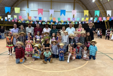 Festa junina da Emef Iracema reúne centenas de pessoas 