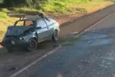 Acidente entre dois veículos deixa jovem ferido em rodovia de Bernardino de Campos