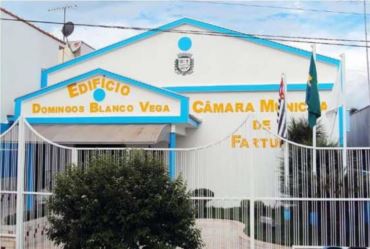 Câmara adota ações para evitar encontros de ex-casal de vereadores em Fartura 